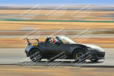 media/Dec-28-2024-Extreme Speed (Sat) [[dd5bc3b342]]/White Group/Session 3 (Turns 11 and 12)/